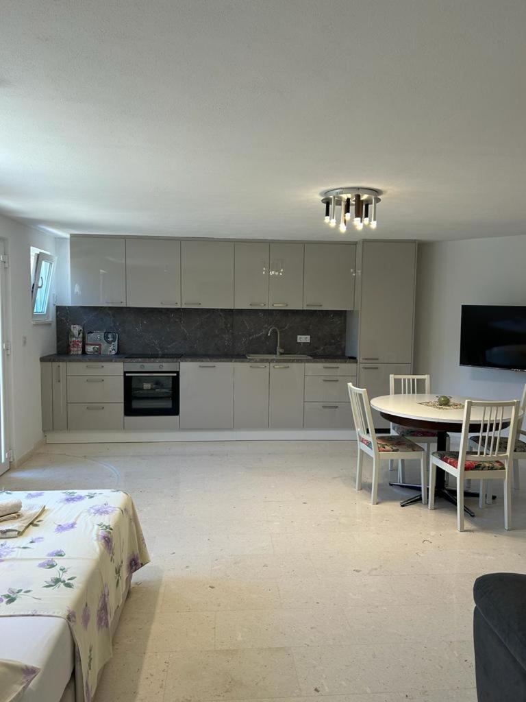 Villa Hercegovina Sveti Filip i Jakov Habitación foto