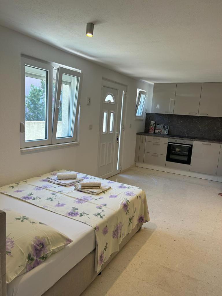 Villa Hercegovina Sveti Filip i Jakov Habitación foto